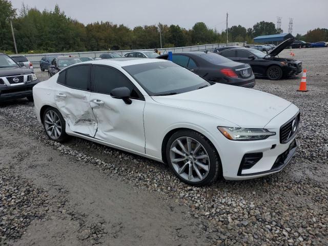 2021 VOLVO S60 T5 MOM #3292453707
