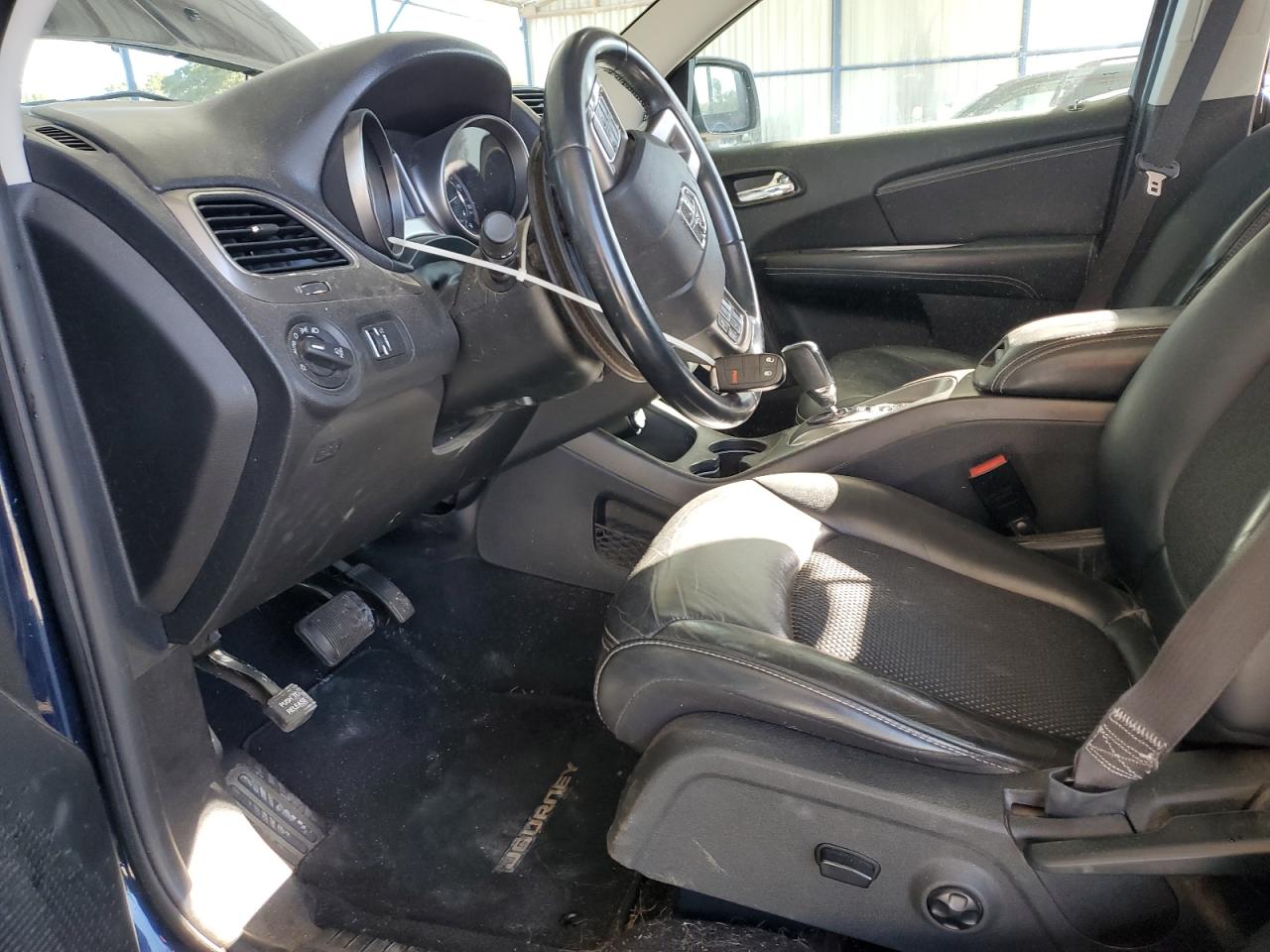 DODGE JOURNEY CROSSROAD