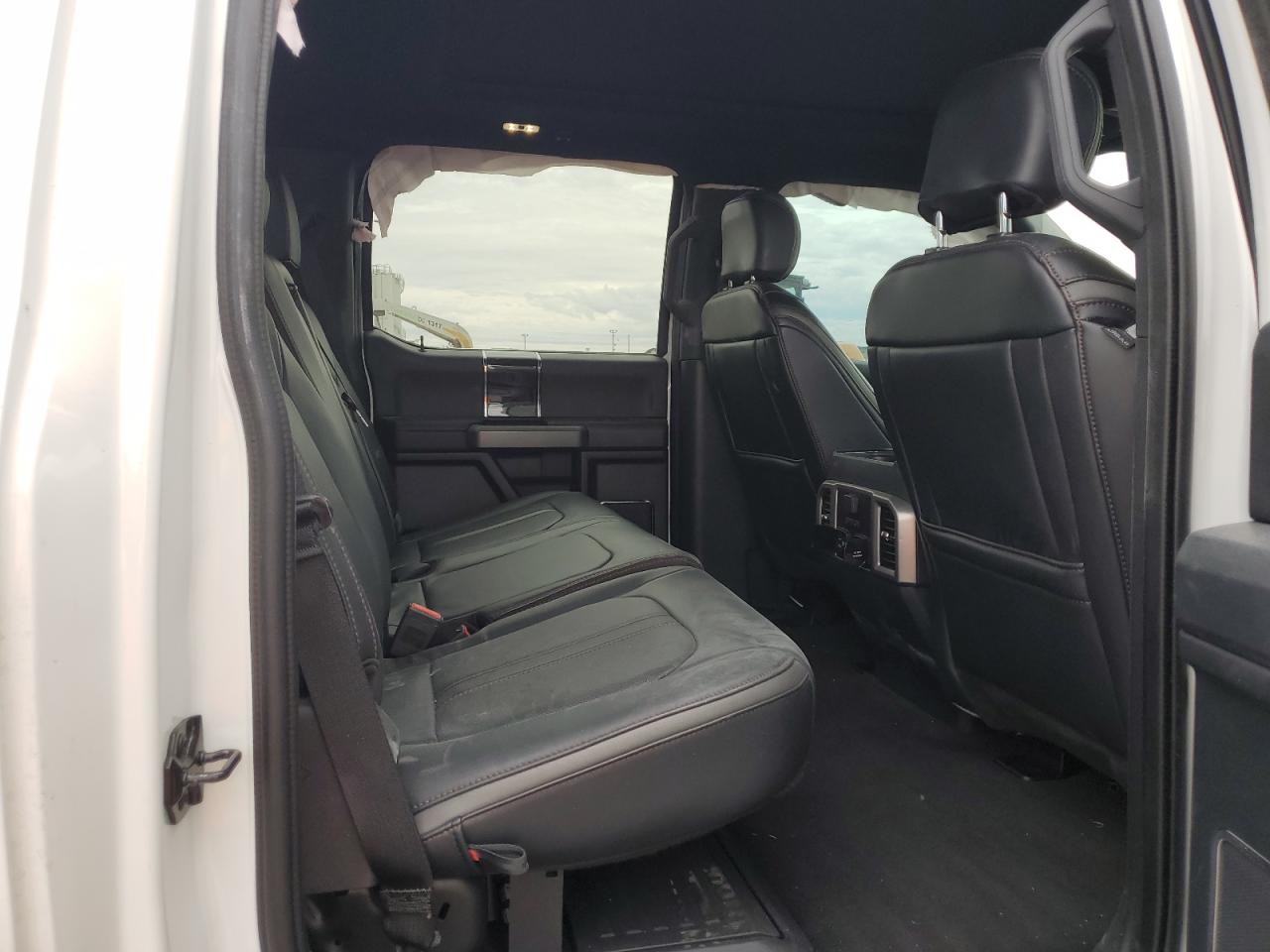 FORD F-450 SUPER DUTY