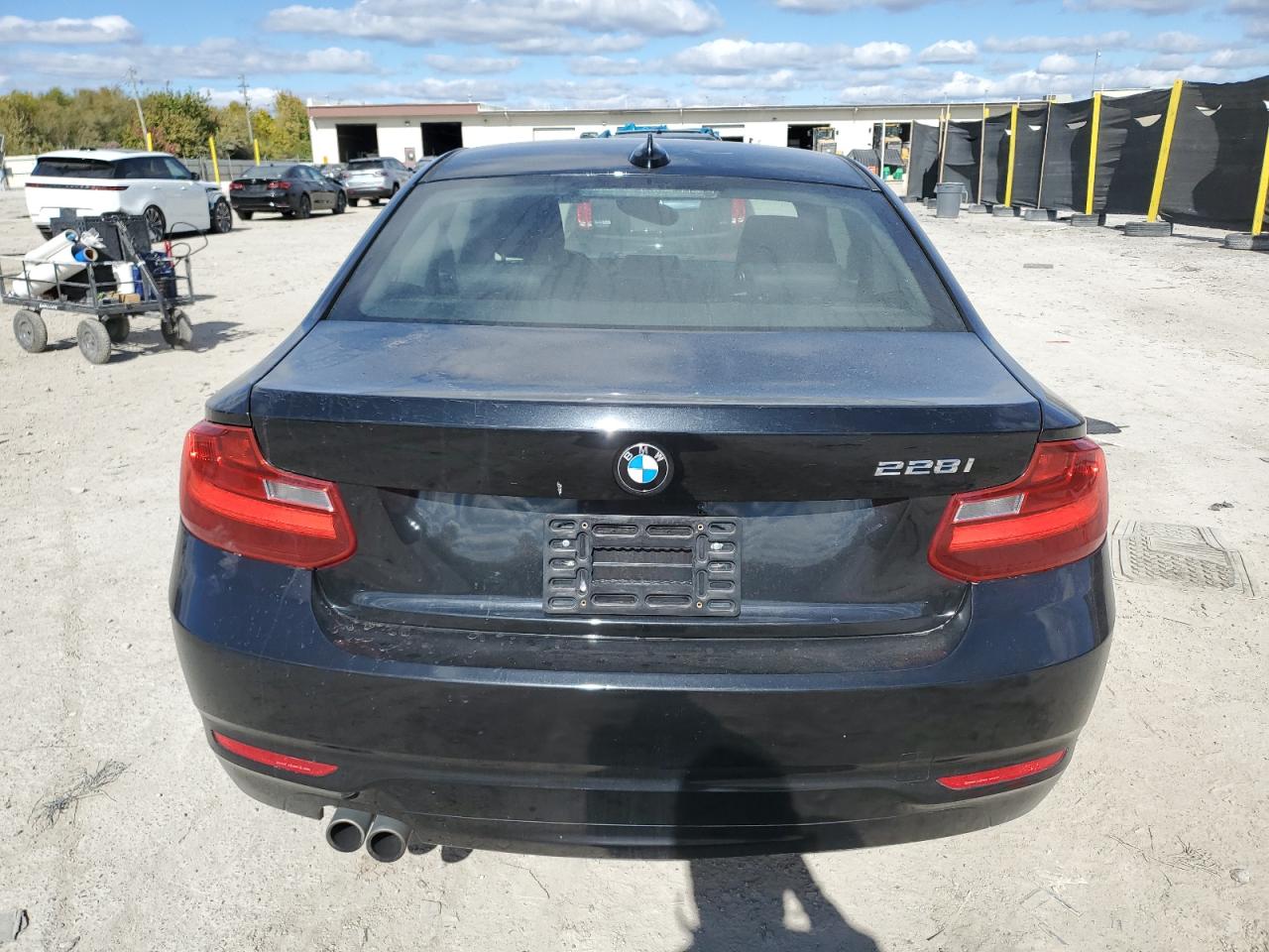 BMW 2 SERIES I