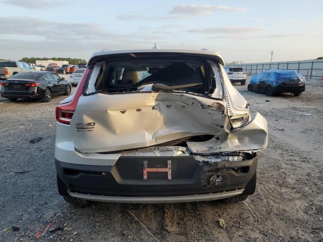 2022 VOLVO XC40 T5 MO - YV4162UKXN2739847