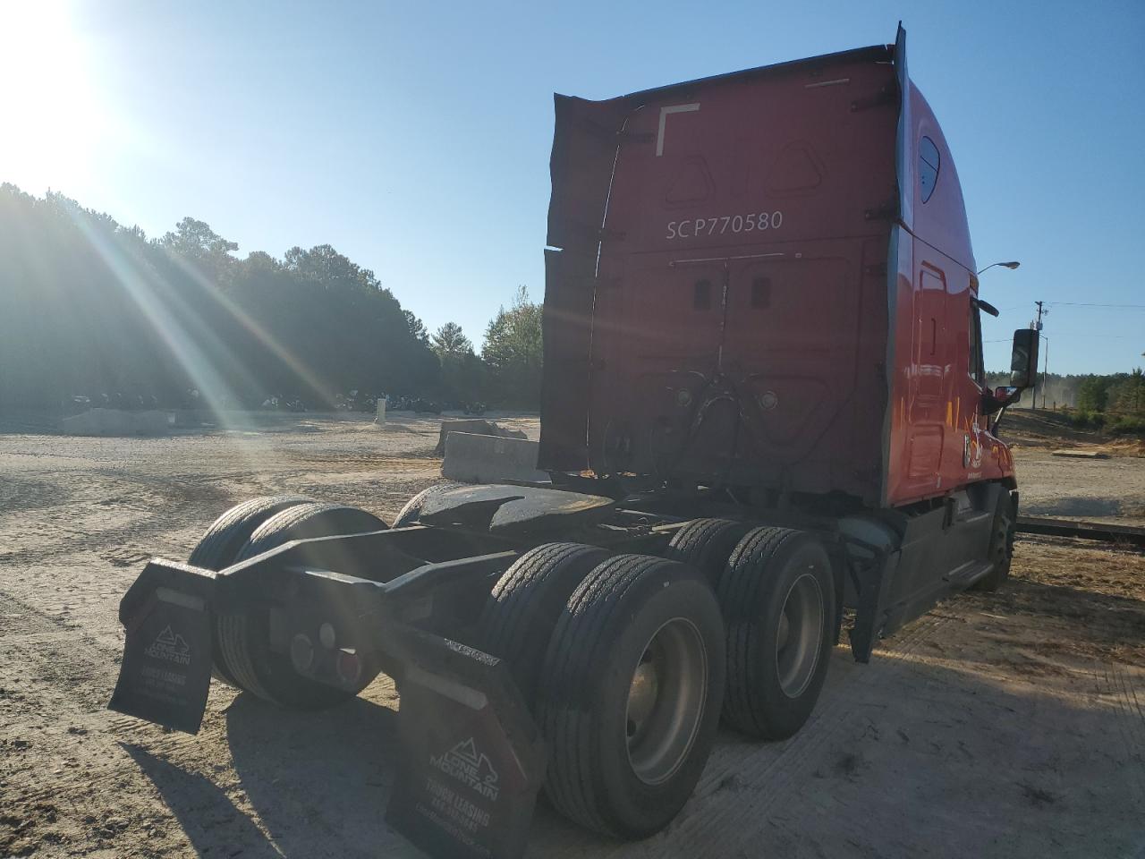 Lot #3266717386 2016 FREIGHTLINER CASCADIA 1
