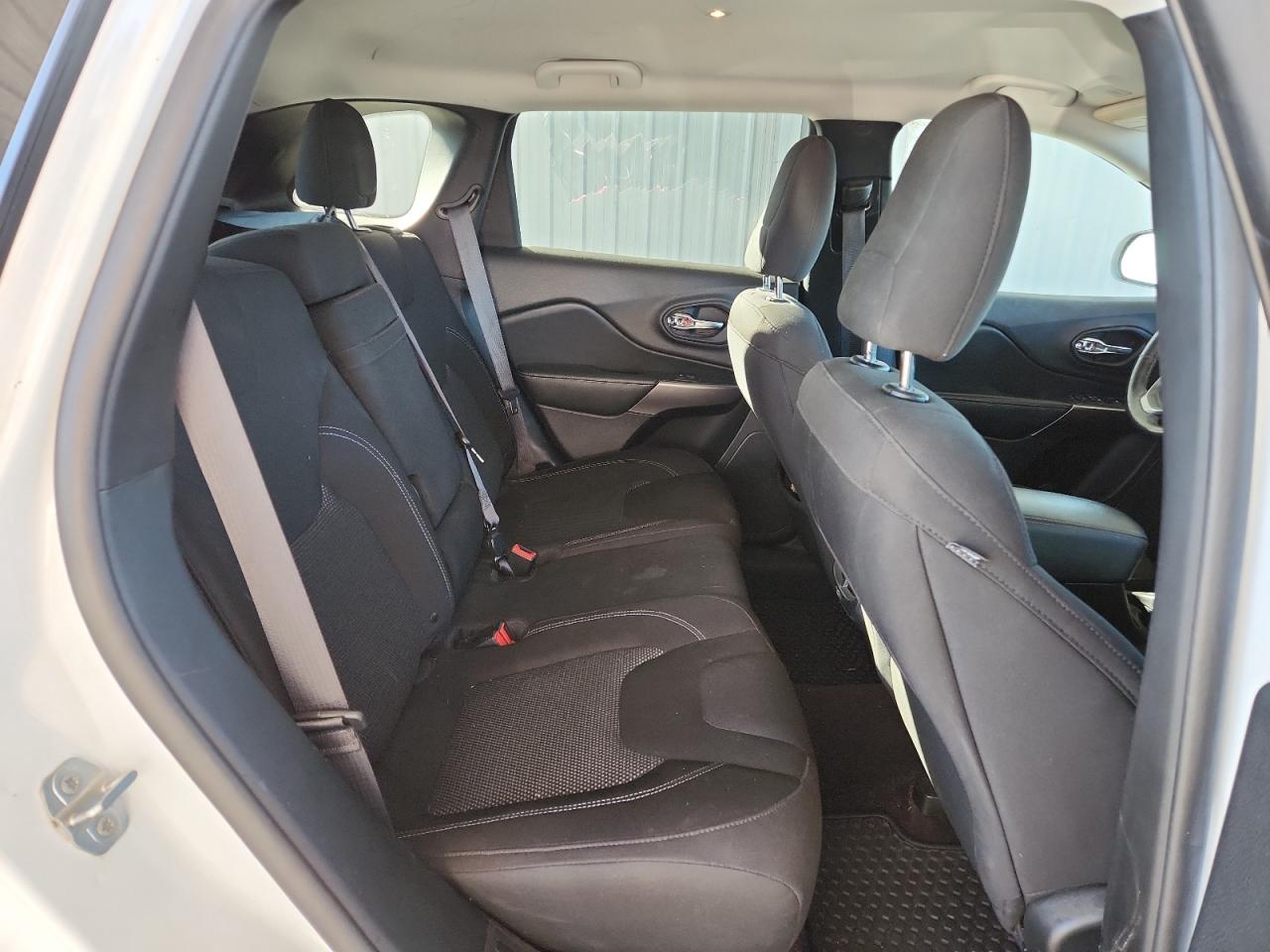 JEEP GRAND CHEROKEE LATITUDE