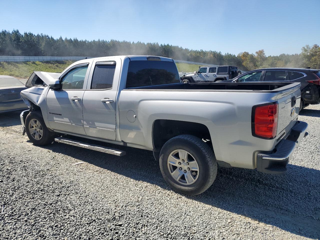 CHEVROLET SILVERADO C1500 LT