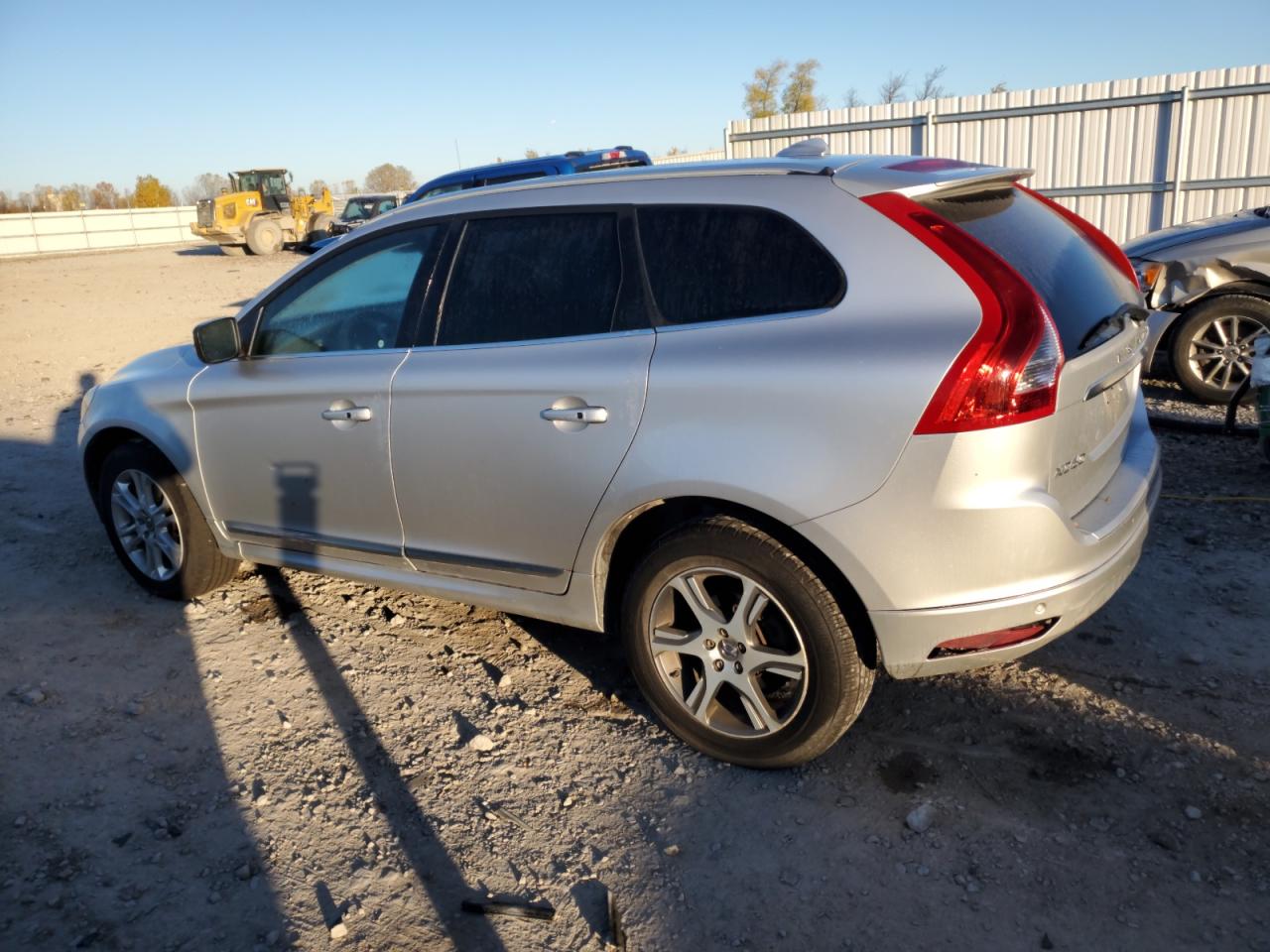 VOLVO XC60 T6 PLATINUM
