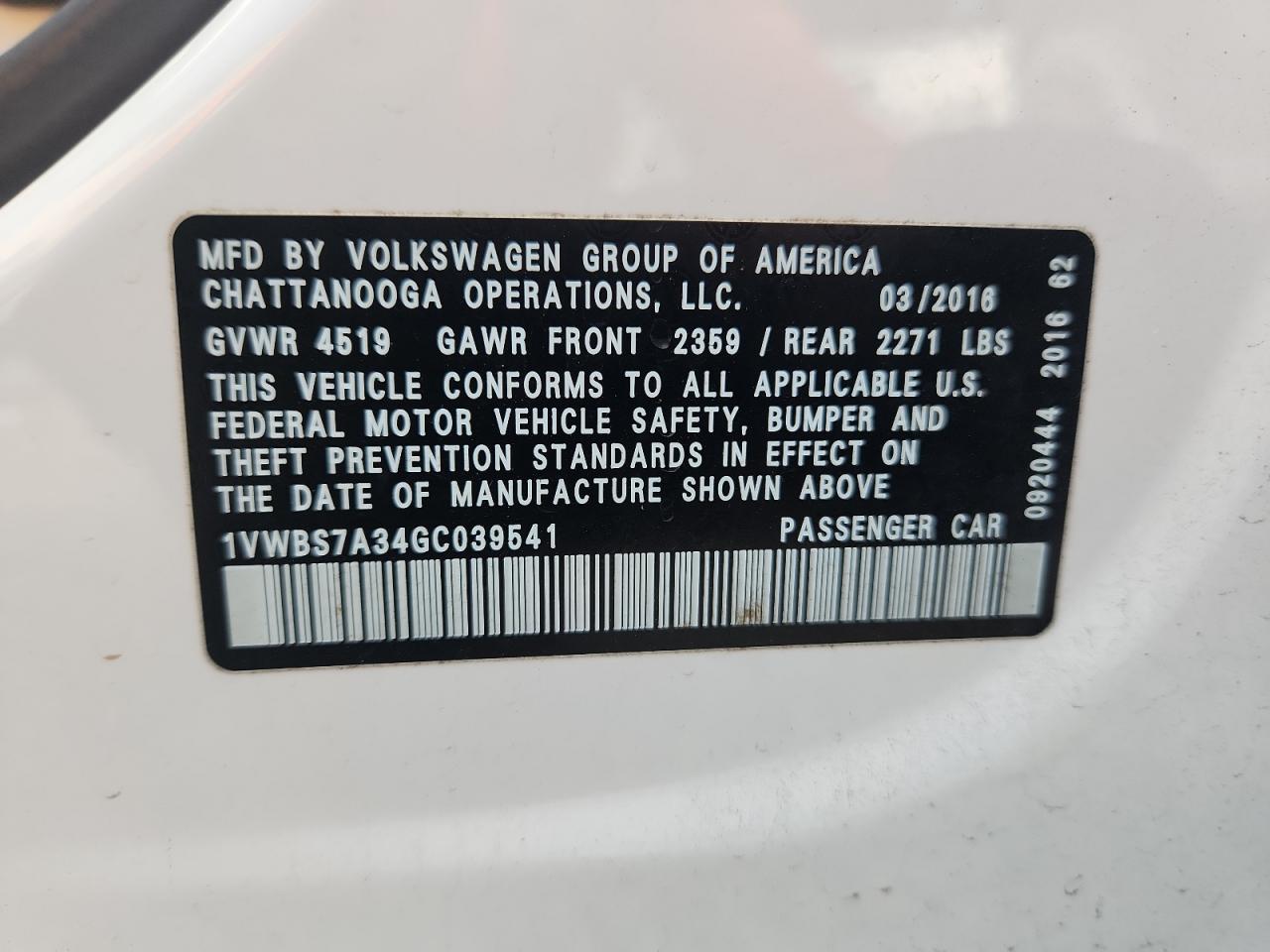 VOLKSWAGEN PASSAT SE