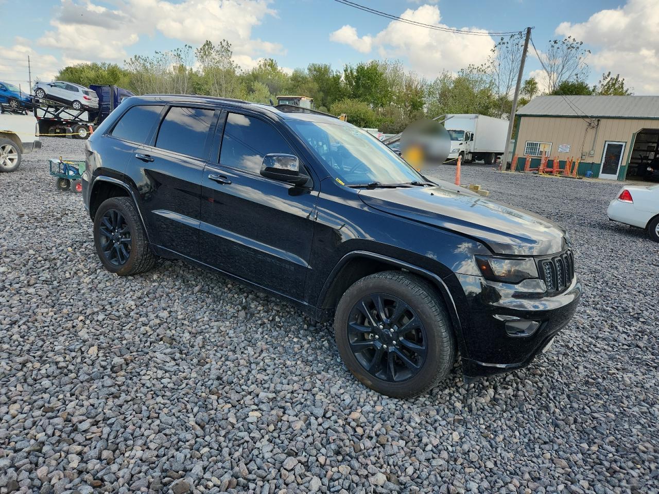 JEEP GRAND CHEROKEE LAREDO