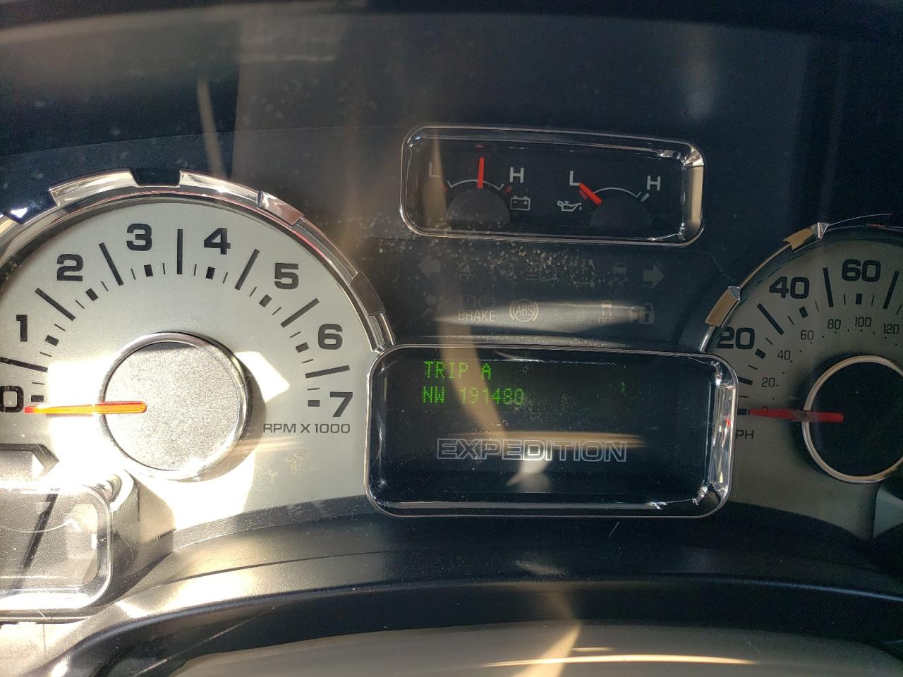 FORD EXPEDITION EL XLT