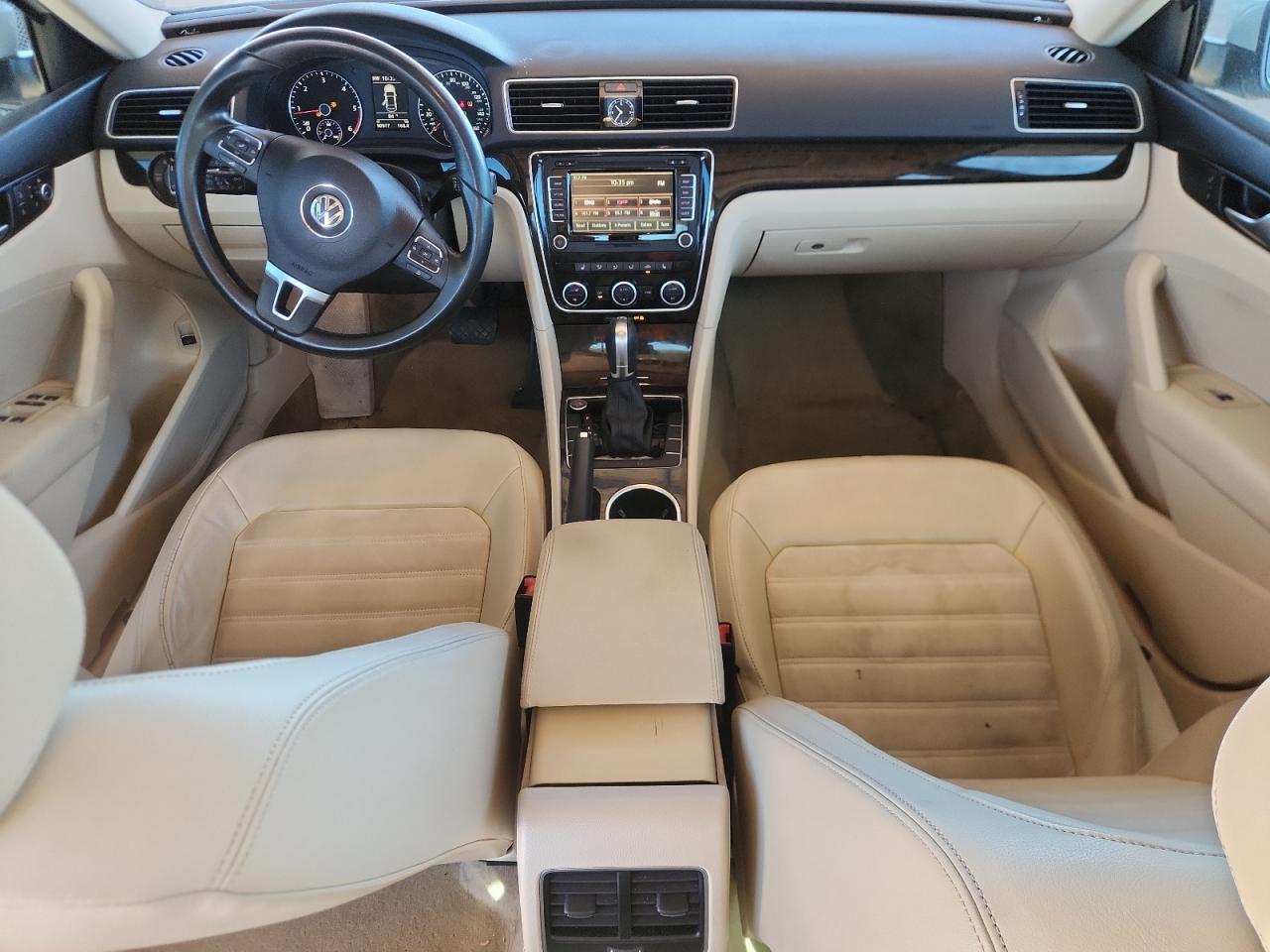 VOLKSWAGEN PASSAT SEL