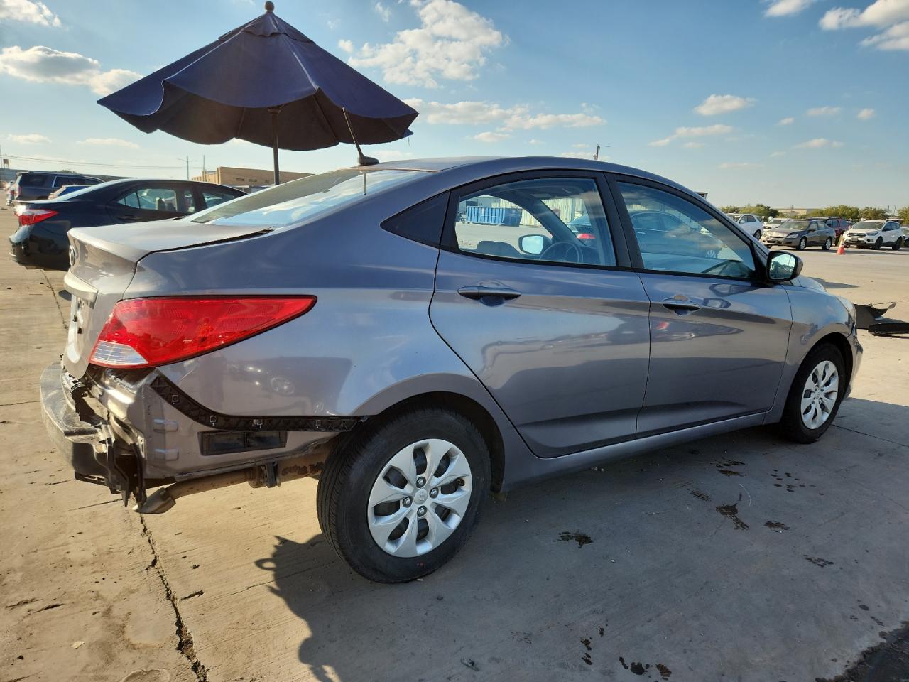 HYUNDAI ACCENT SE