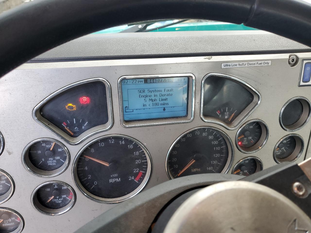 Lot #3281471009 2014 MACK CXU613