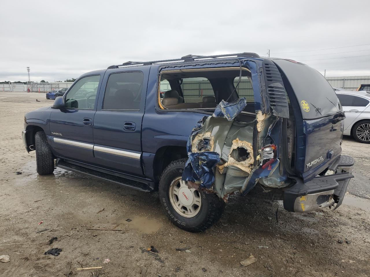 Lot #3285636306 2002 GMC YUKON XL K