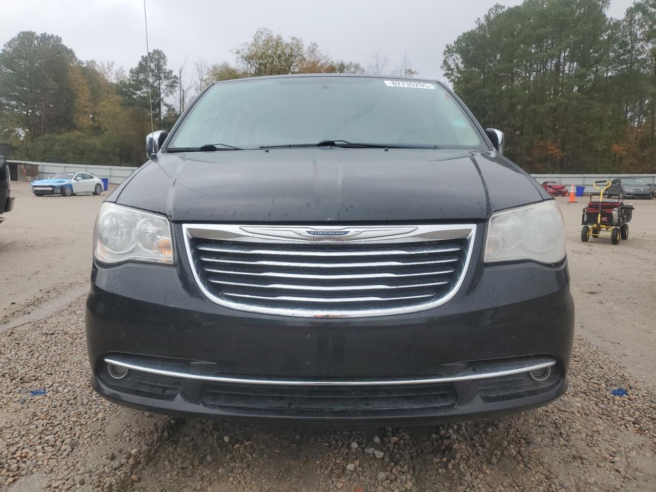 CHRYSLER TOWN & COUNTRY TOURING L