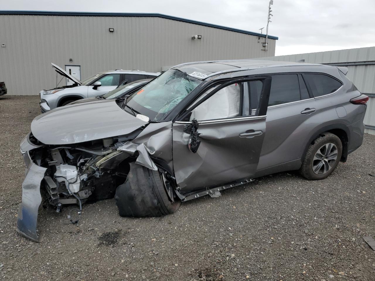 TOYOTA HIGHLANDER LE