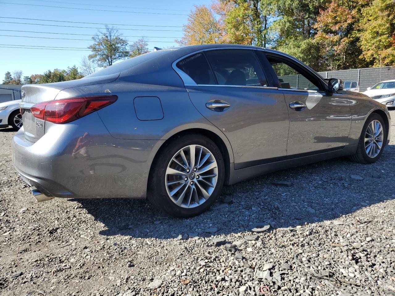 INFINITI Q50 LUXE