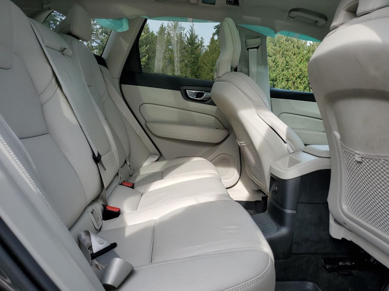 VOLVO XC60 T8 RECHARGE INSCRIPTION