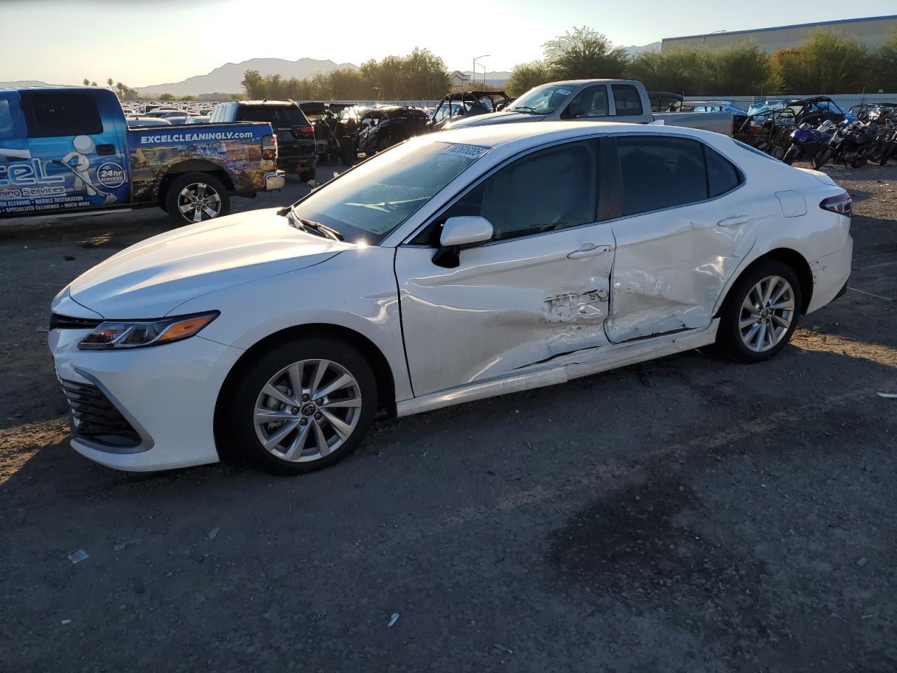 Lot #3318063366 2023 TOYOTA CAMRY LE