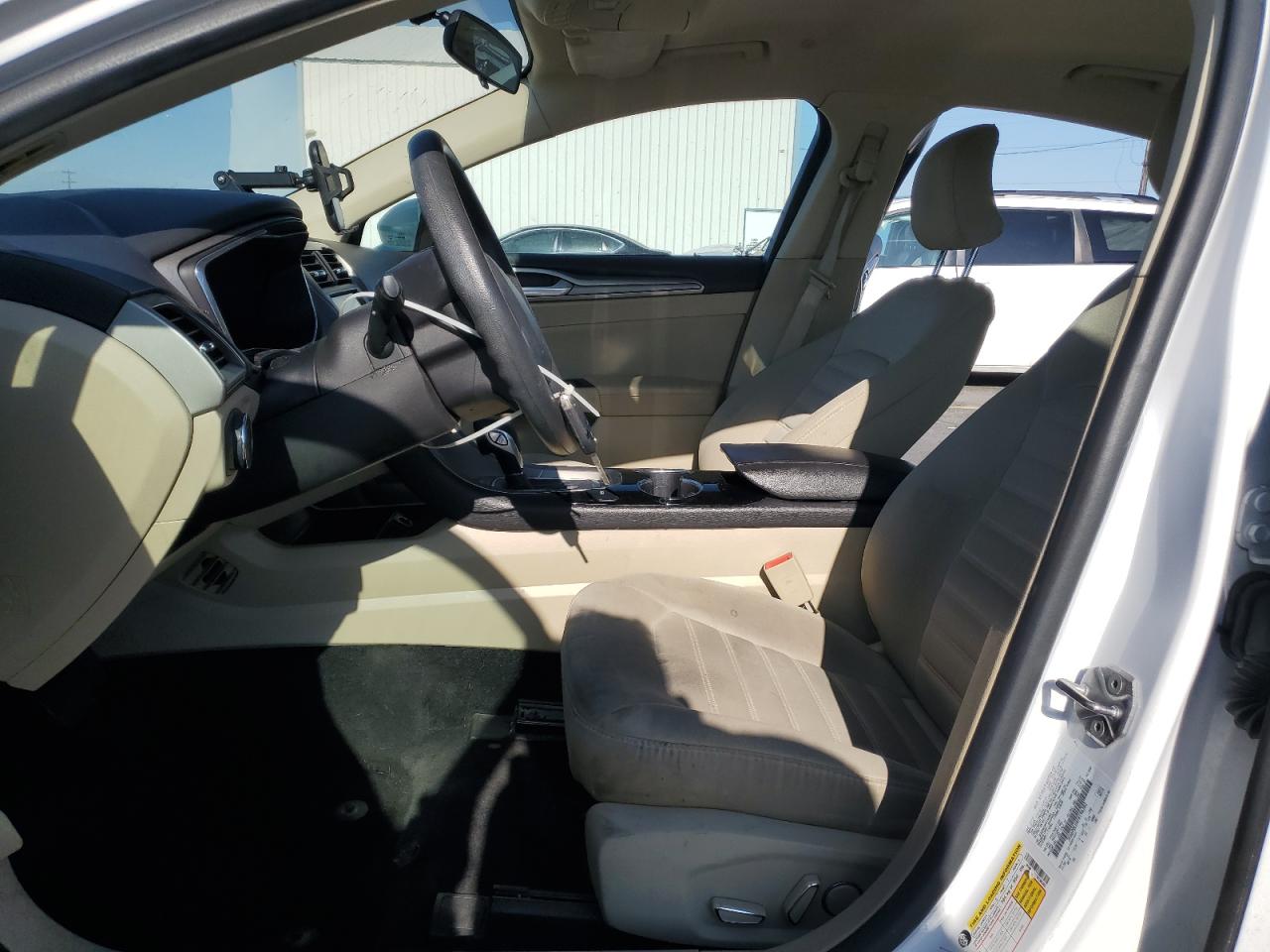 FORD FUSION SE HYBRID