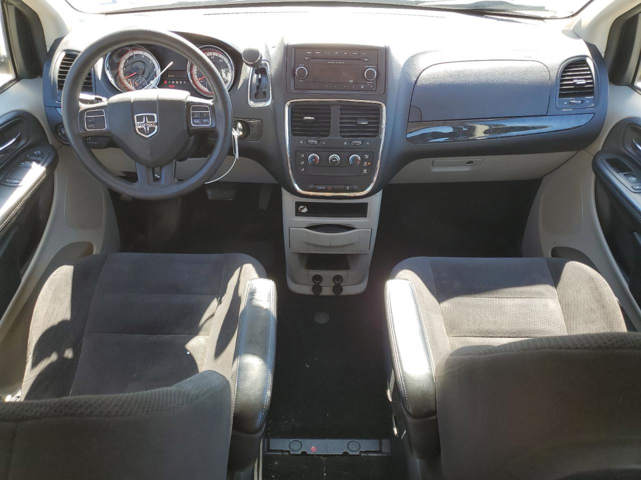 DODGE GRAND CARAVAN SE