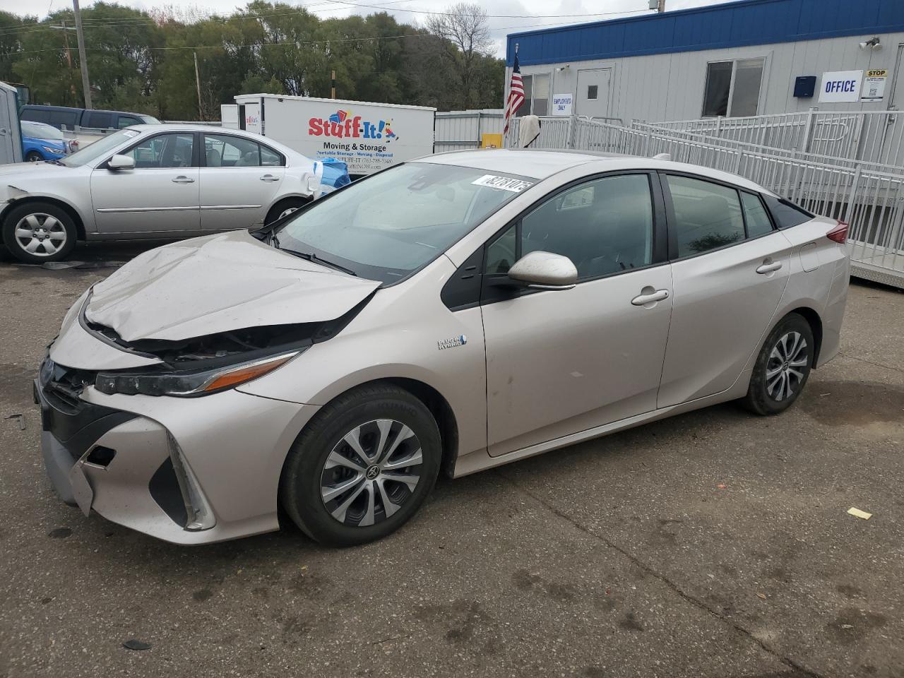TOYOTA PRIUS PRIME LE