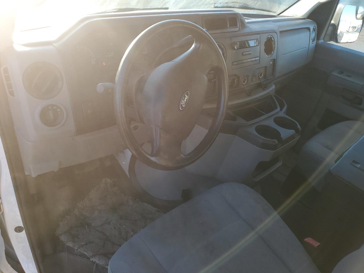 FORD ECONOLINE E150 VAN