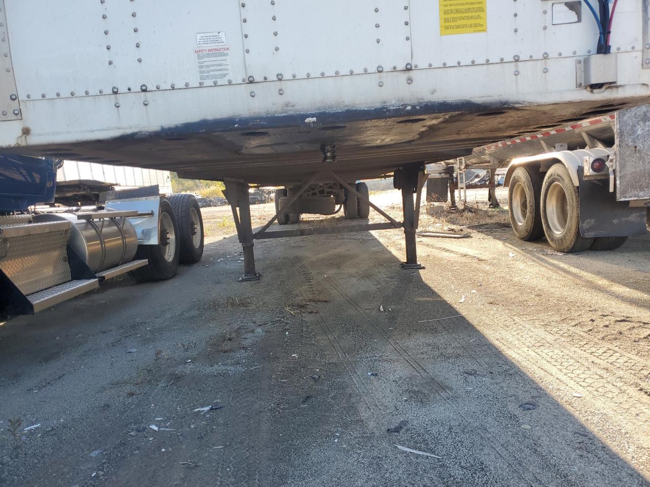 Lot #3263824685 2016 STOUGHTON UNKNOWN