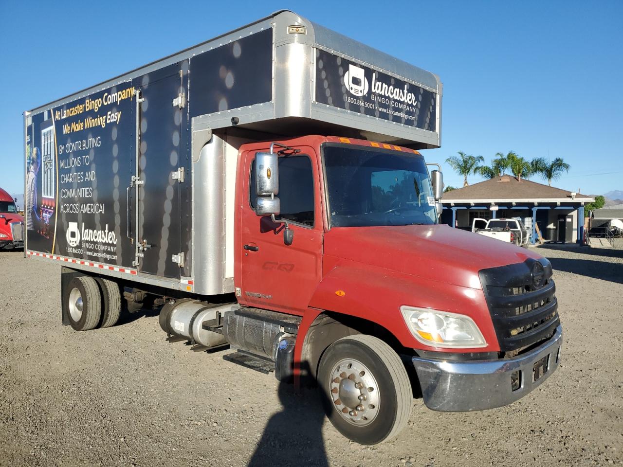 Lot #3316700545 2011 HINO 258/268