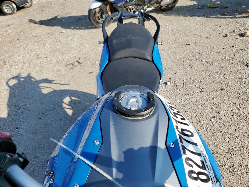 2015 BMW R1200 R WB10A1406FZ196752