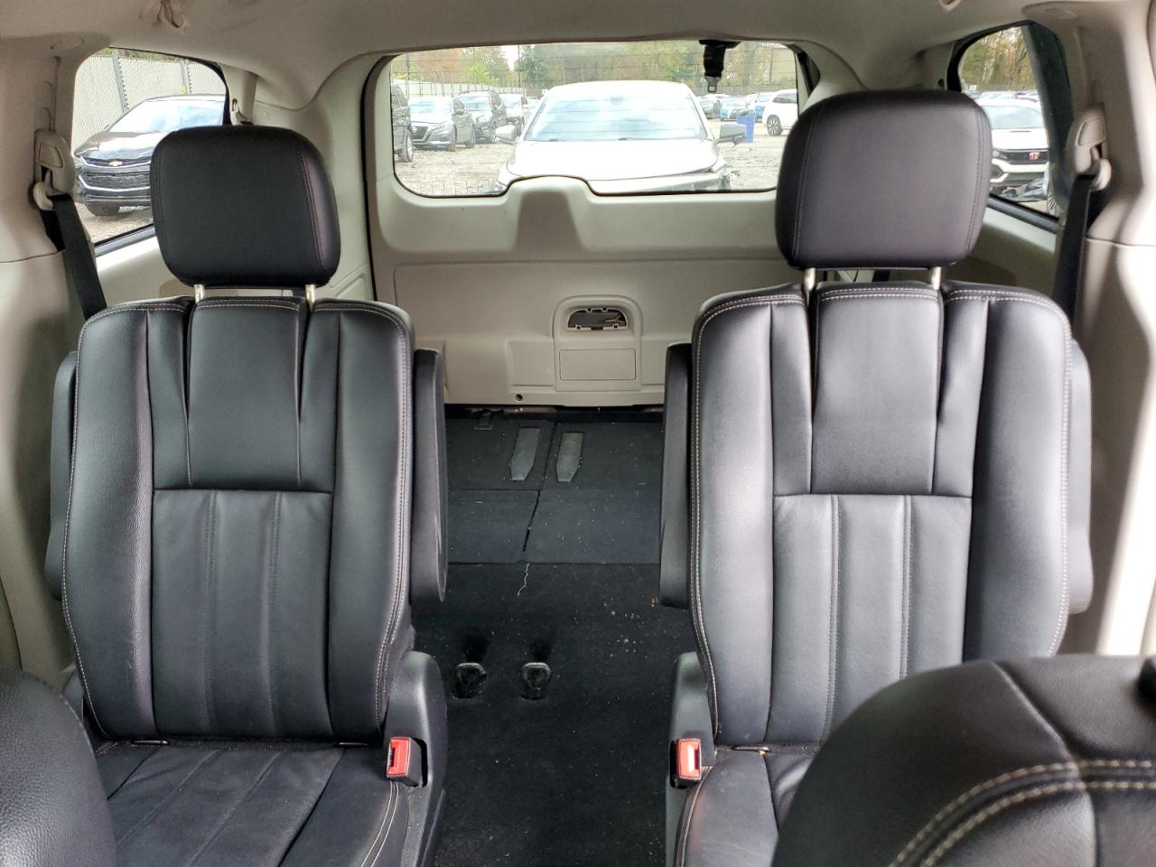 CHRYSLER TOWN & COUNTRY TOURING