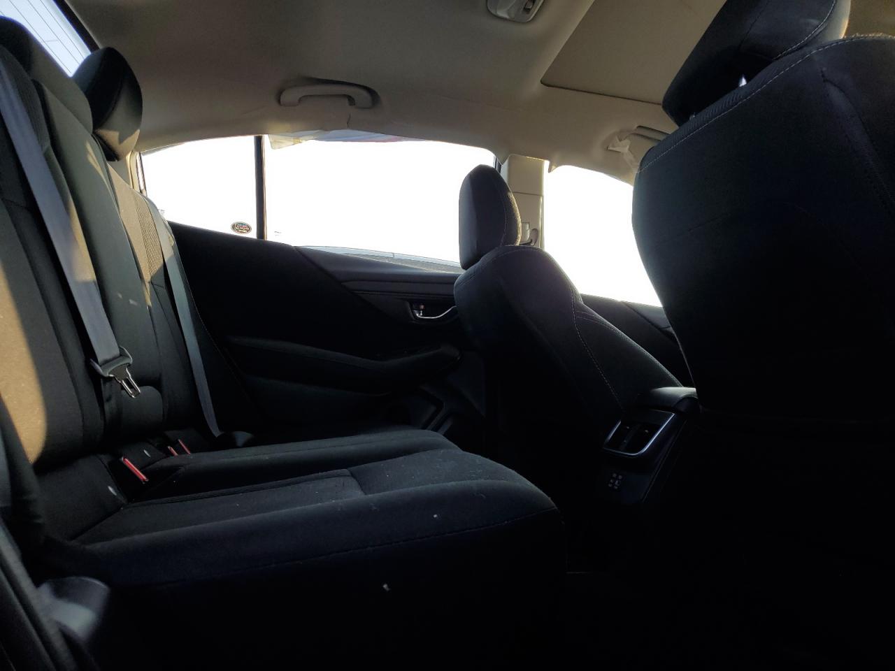 SUBARU LEGACY PREMIUM