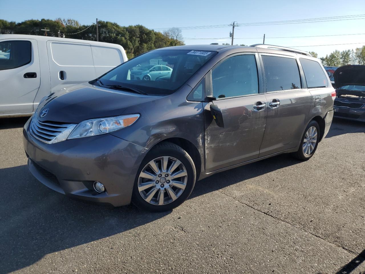 TOYOTA SIENNA XLE