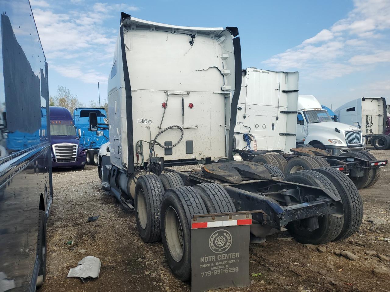 Lot #3301610622 2020 KENWORTH T680