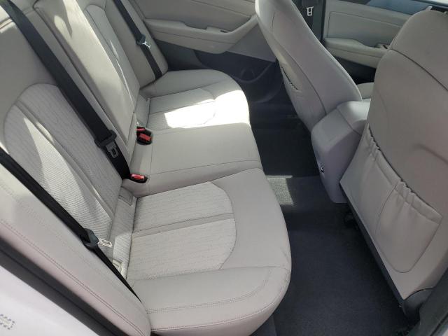 2016 HYUNDAI SONATA HYB KMHE24L16GA041485