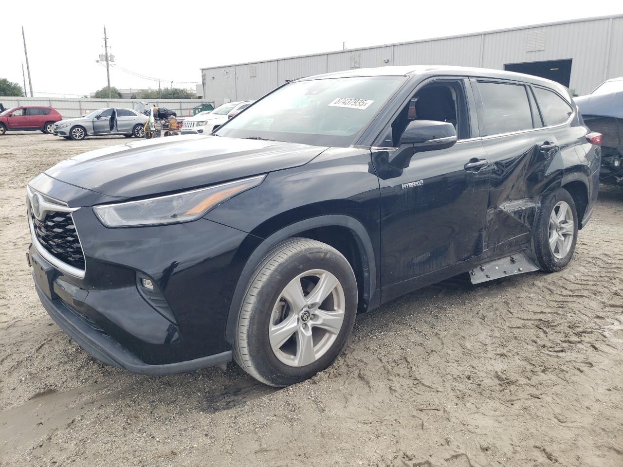 TOYOTA HIGHLANDER HYBRID LE