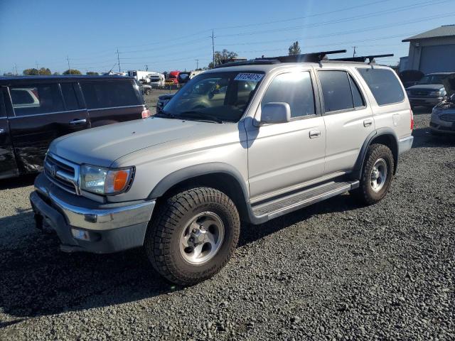 TOYOTA 4RUNNER SR
