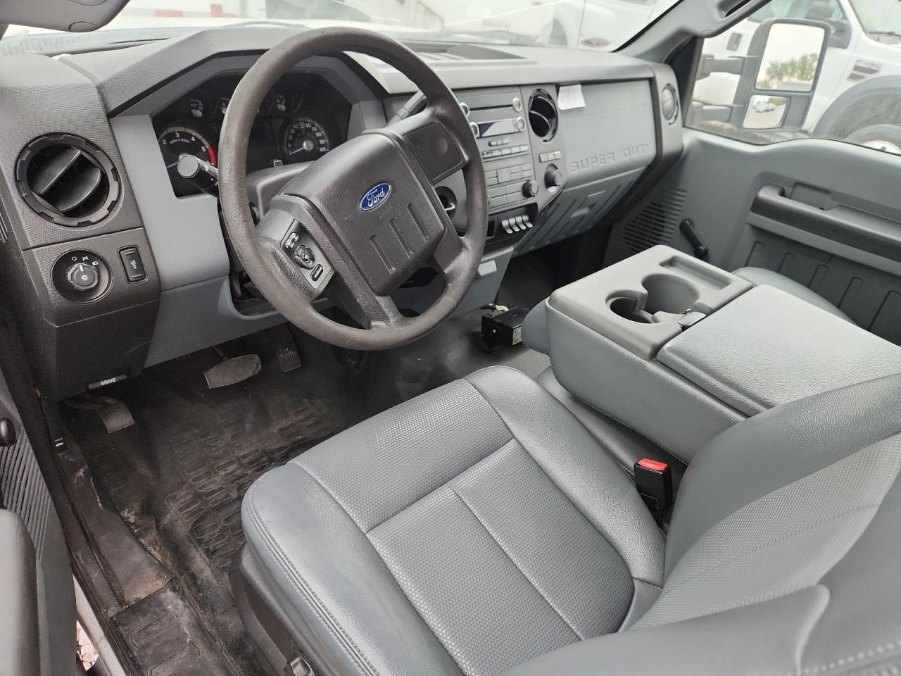 FORD F-450 SUPER DUTY