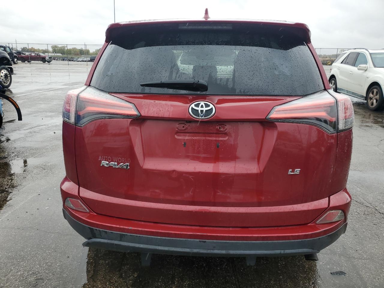 TOYOTA RAV4 LE