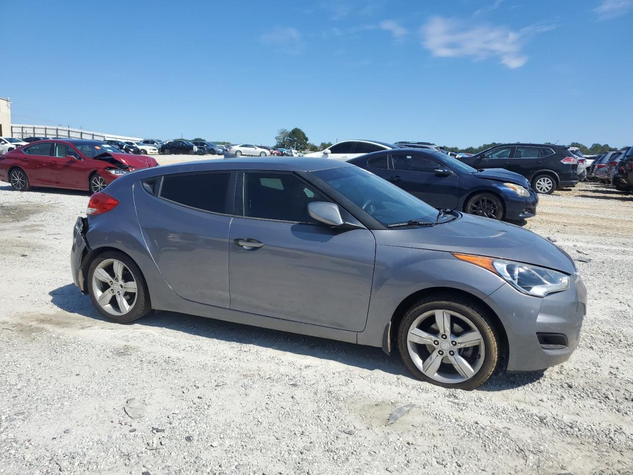 HYUNDAI VELOSTER
