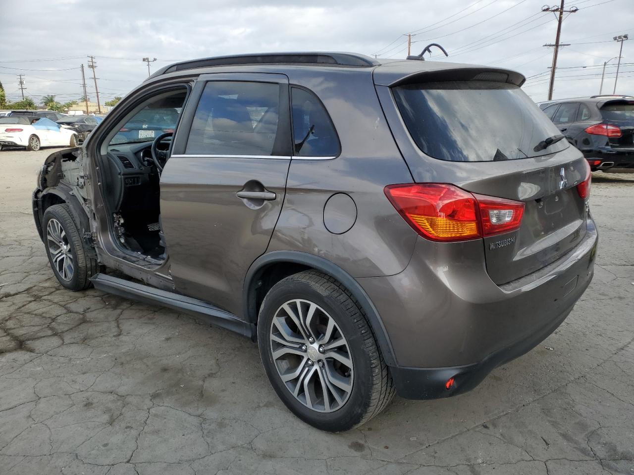 MITSUBISHI OUTLANDER SEL