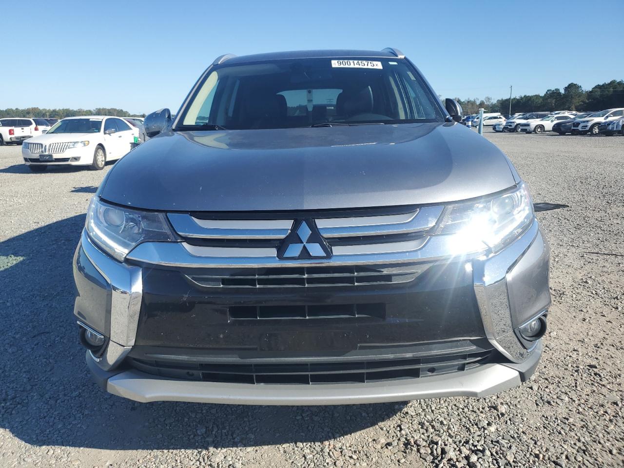 MITSUBISHI OUTLANDER SE
