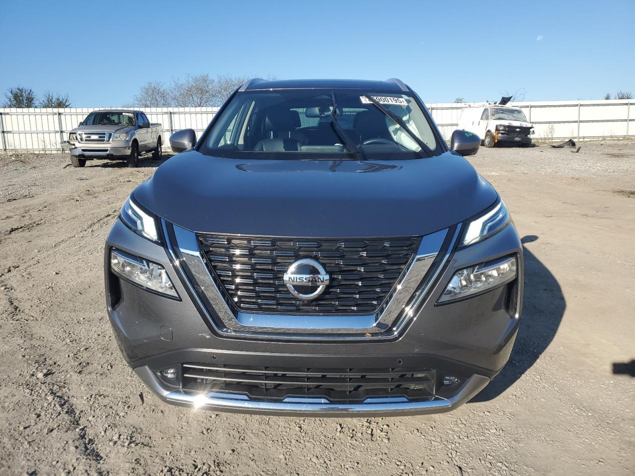 NISSAN ROGUE PLATINUM