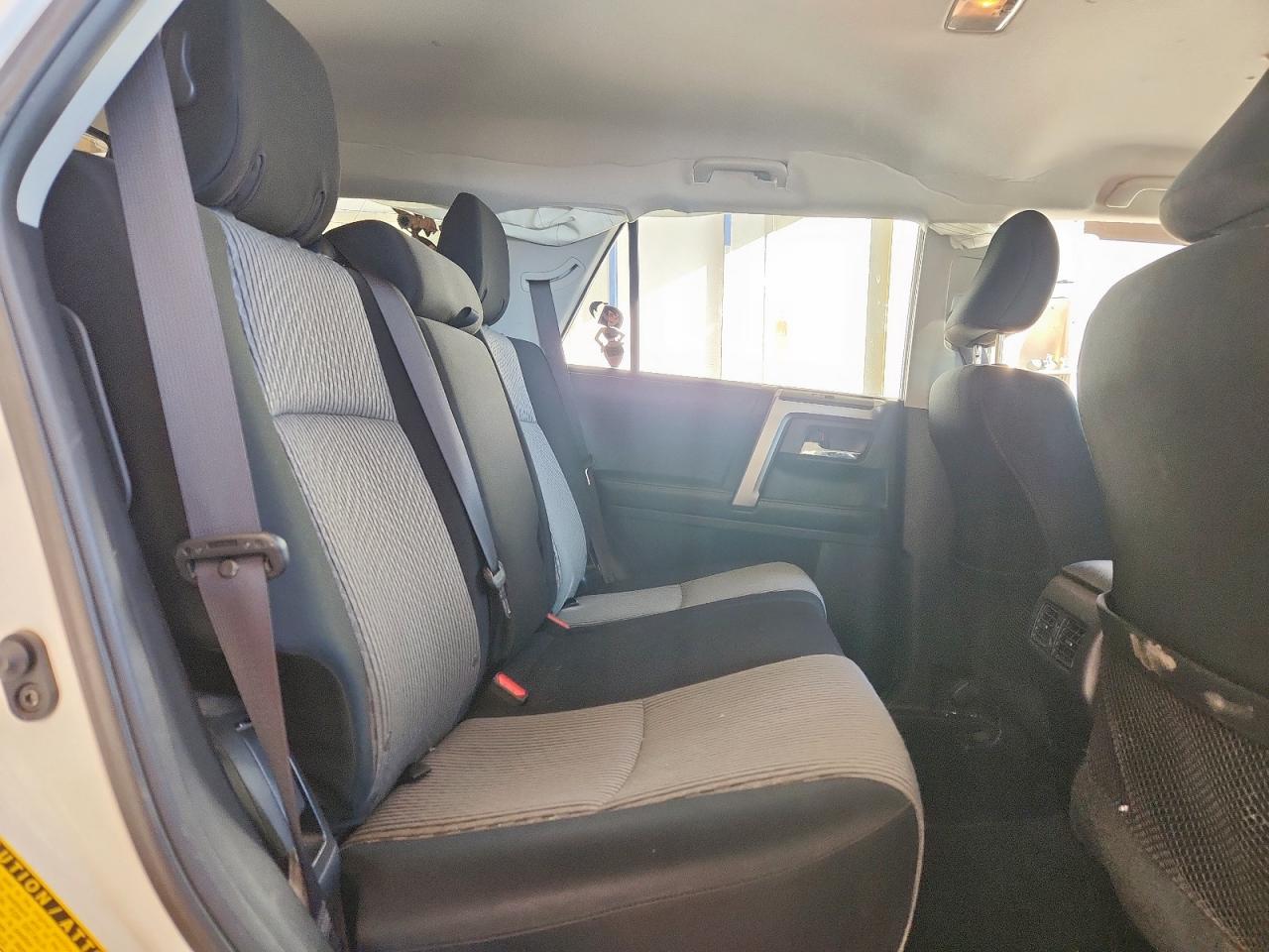 TOYOTA 4RUNNER SR5/SR5 PREMIUM