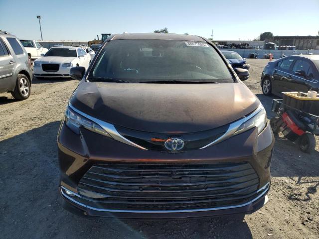2023 TOYOTA SIENNA LIM - 5TDZRKEC8PS167242