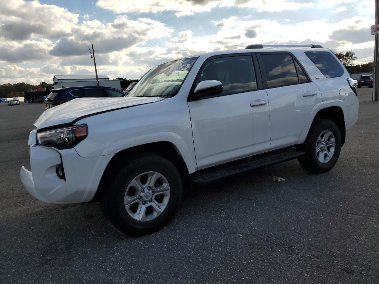 TOYOTA 4RUNNER SR5/SR5 PREMIUM