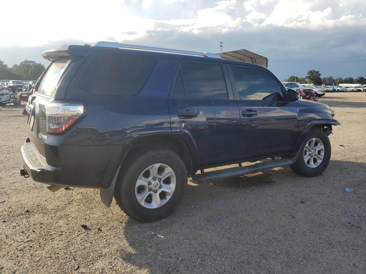 TOYOTA 4RUNNER SR5
