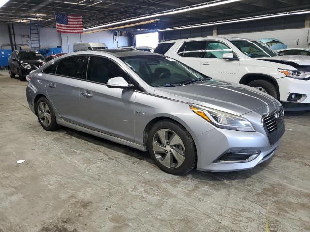 2016 HYUNDAI SONATA HYB KMHE34L18GA021879