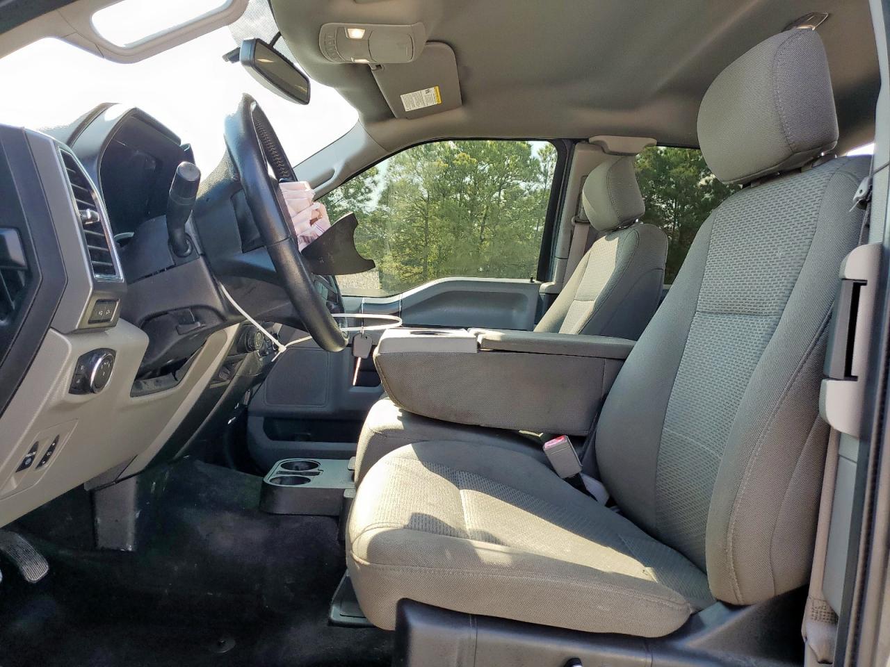 FORD F-150 SUPER CAB