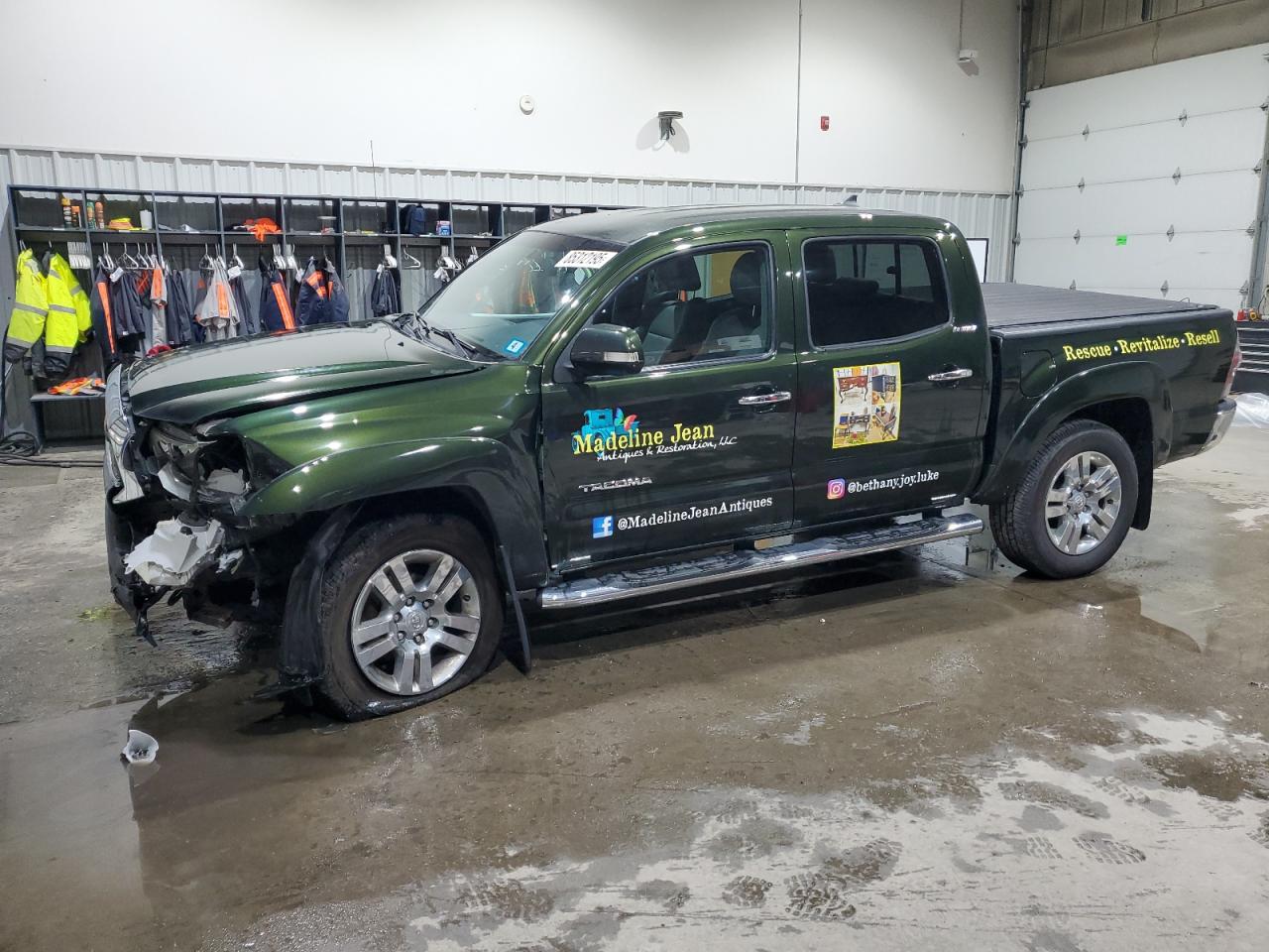  Salvage Toyota Tacoma