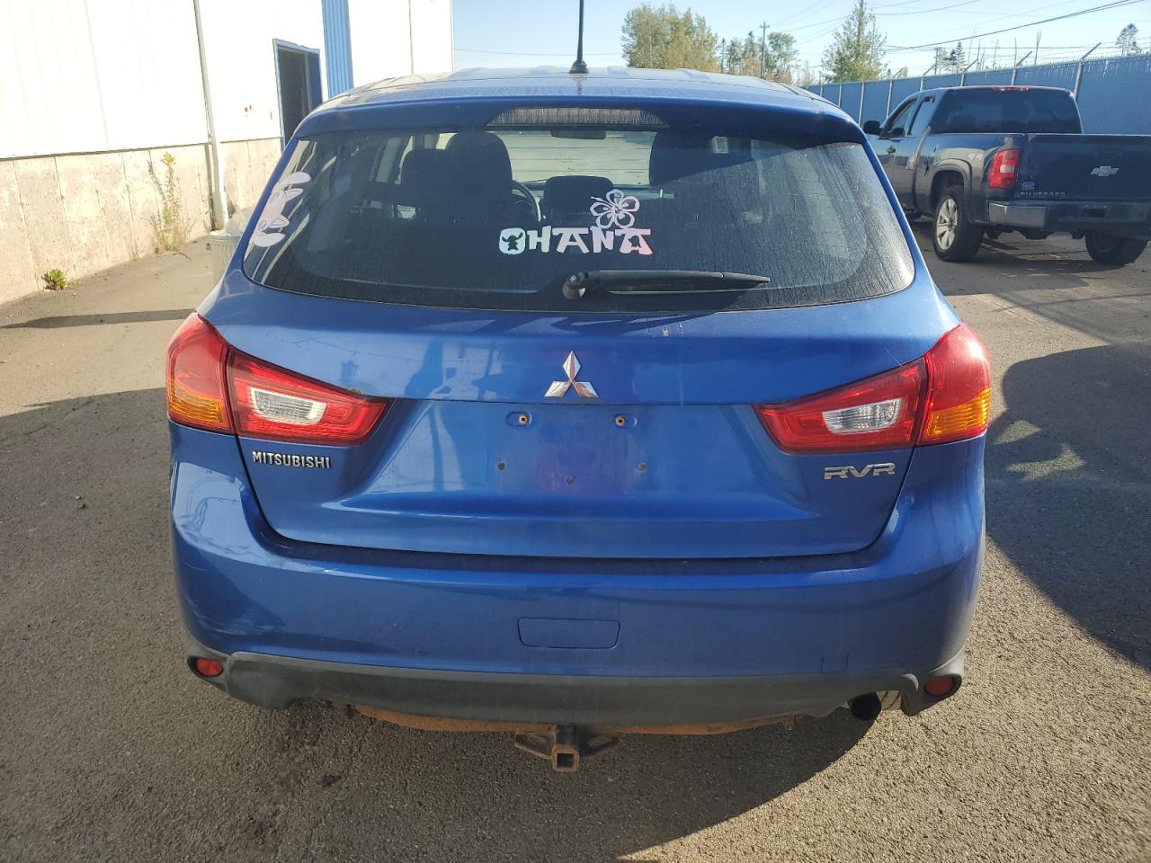 MITSUBISHI OUTLANDER SE