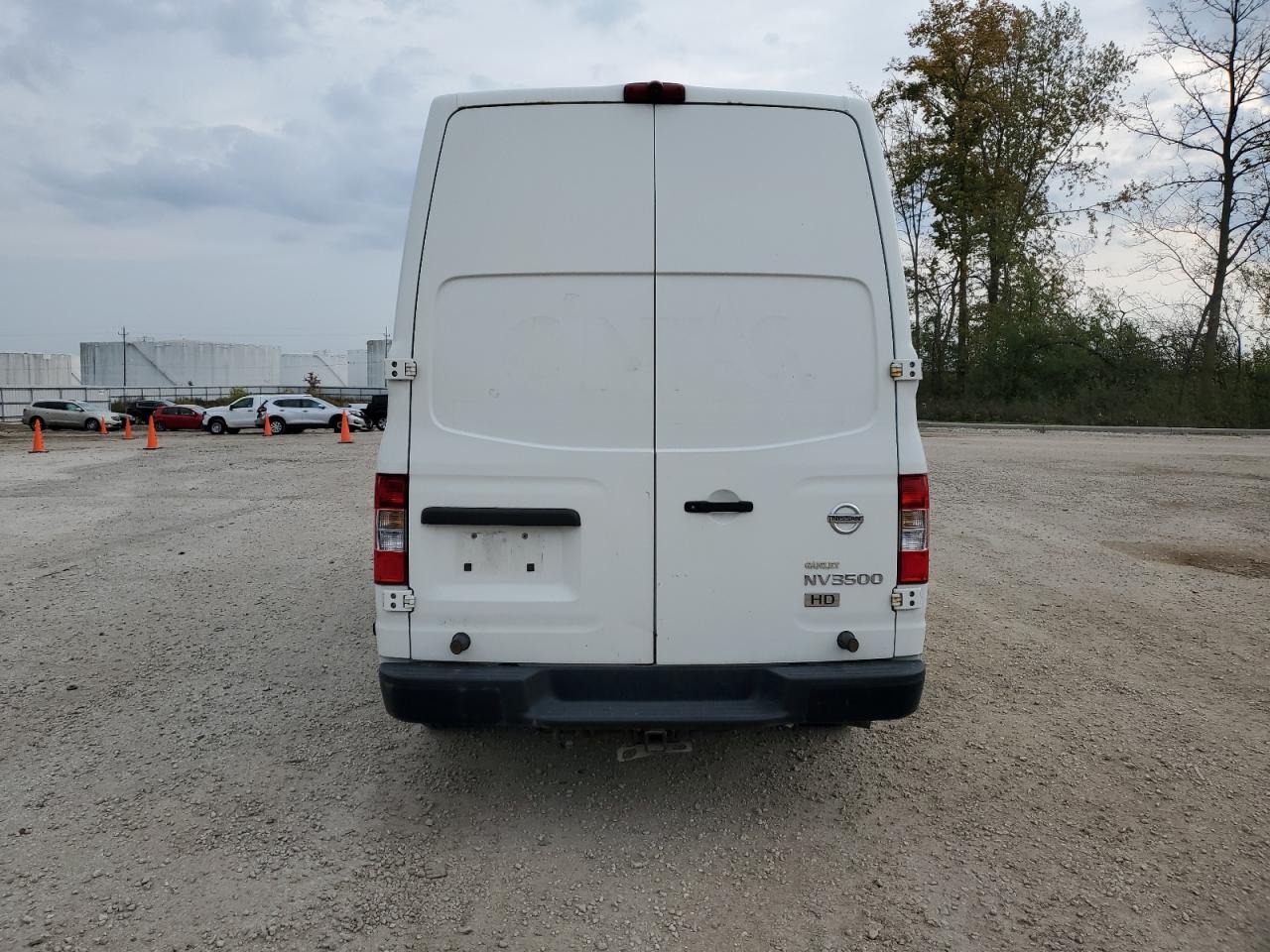 NISSAN NV2500 2500